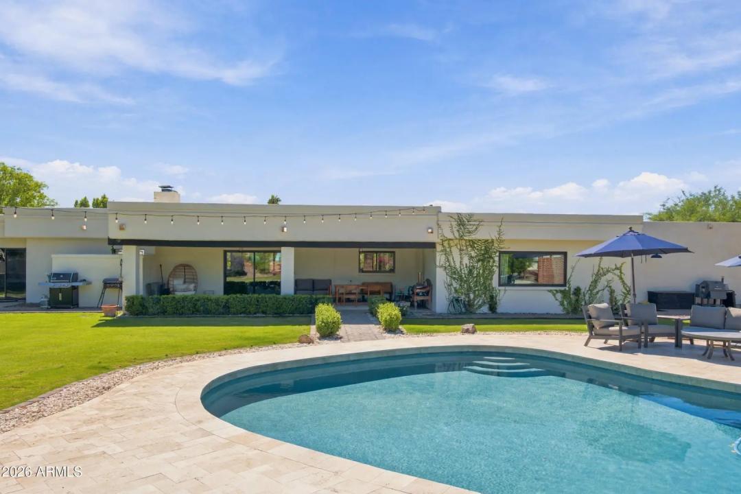 Real Estate Picture 37