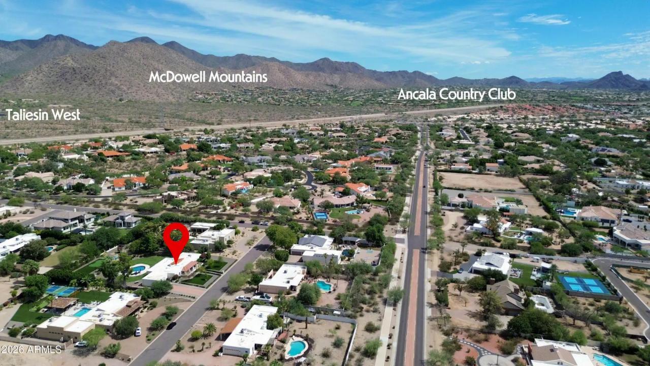 Real Estate Picture 3