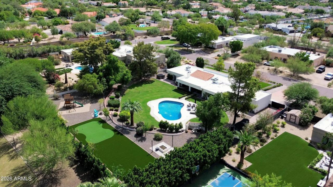 Real Estate Picture 35