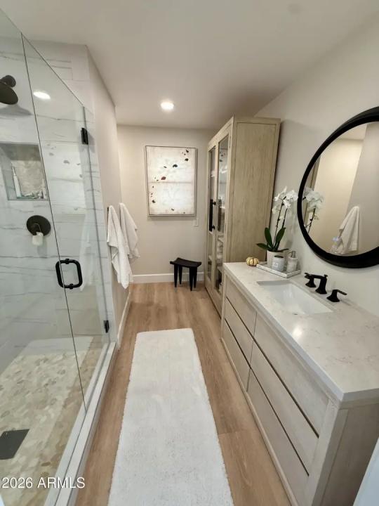 Real Estate Picture 5