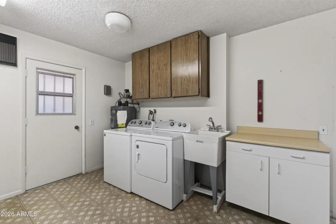 Real Estate Picture 31