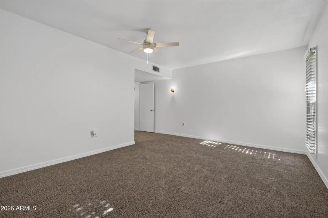 Real Estate Picture 19