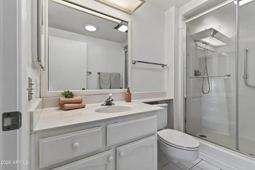 Real Estate Picture 22