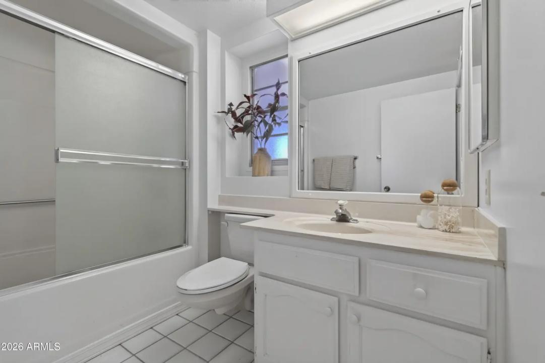 Real Estate Picture 28
