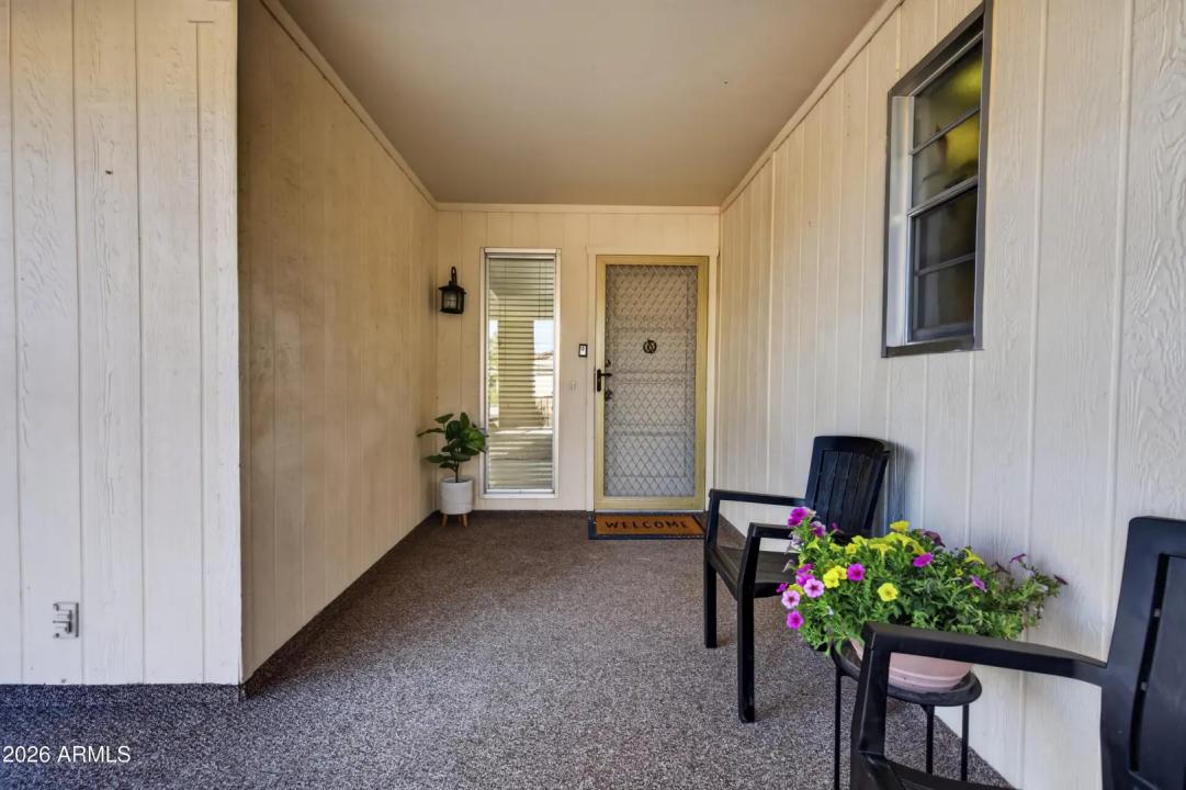 Real Estate Picture 4