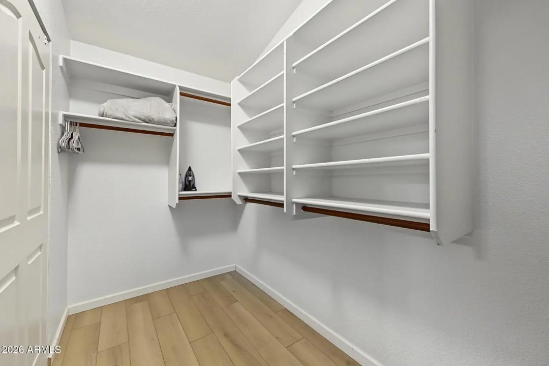 Real Estate Picture 21