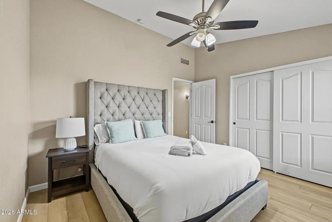 Real Estate Picture 22