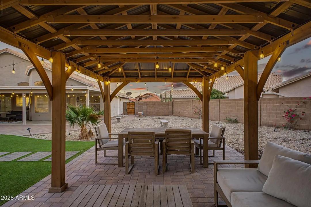 Real Estate Picture 43