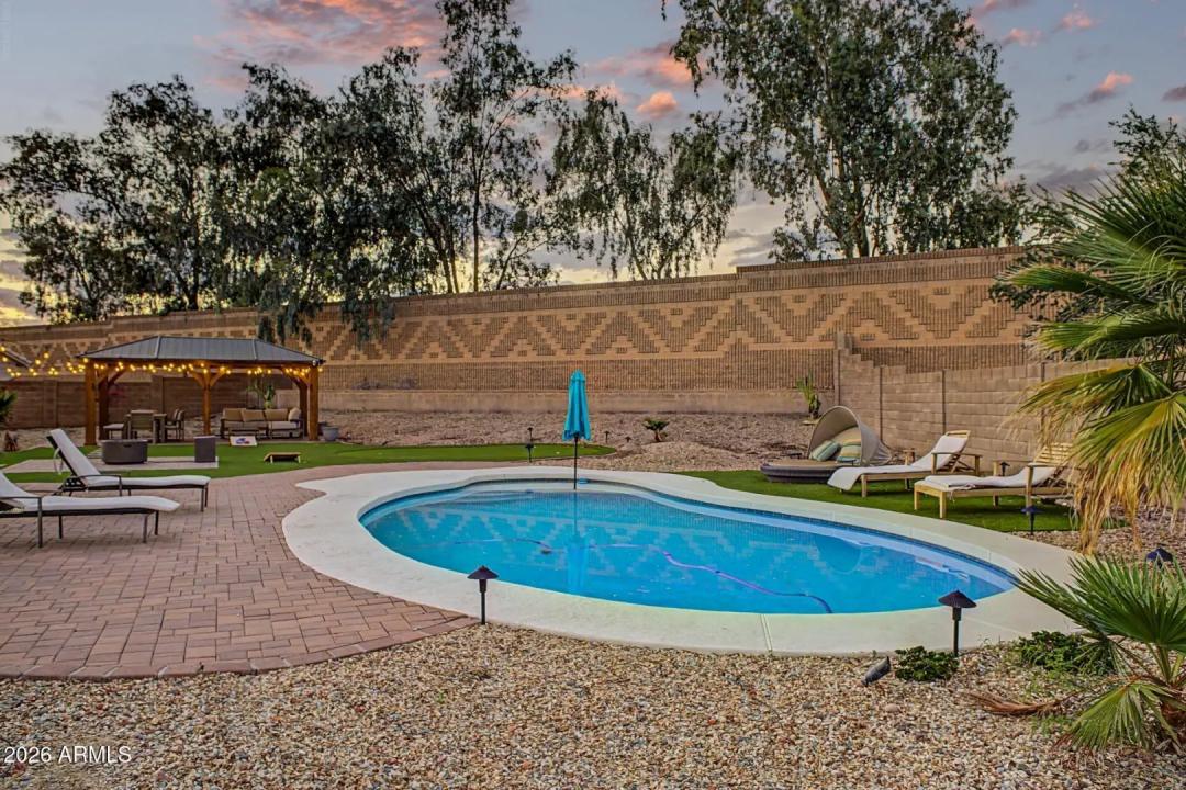 Real Estate Picture 45