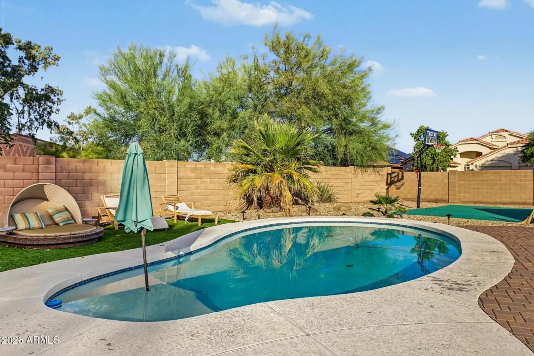 Real Estate Picture 36