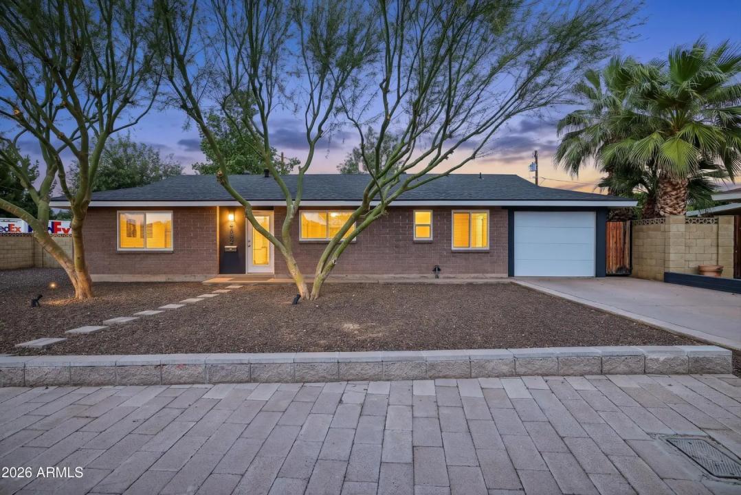 Real Estate Picture 1