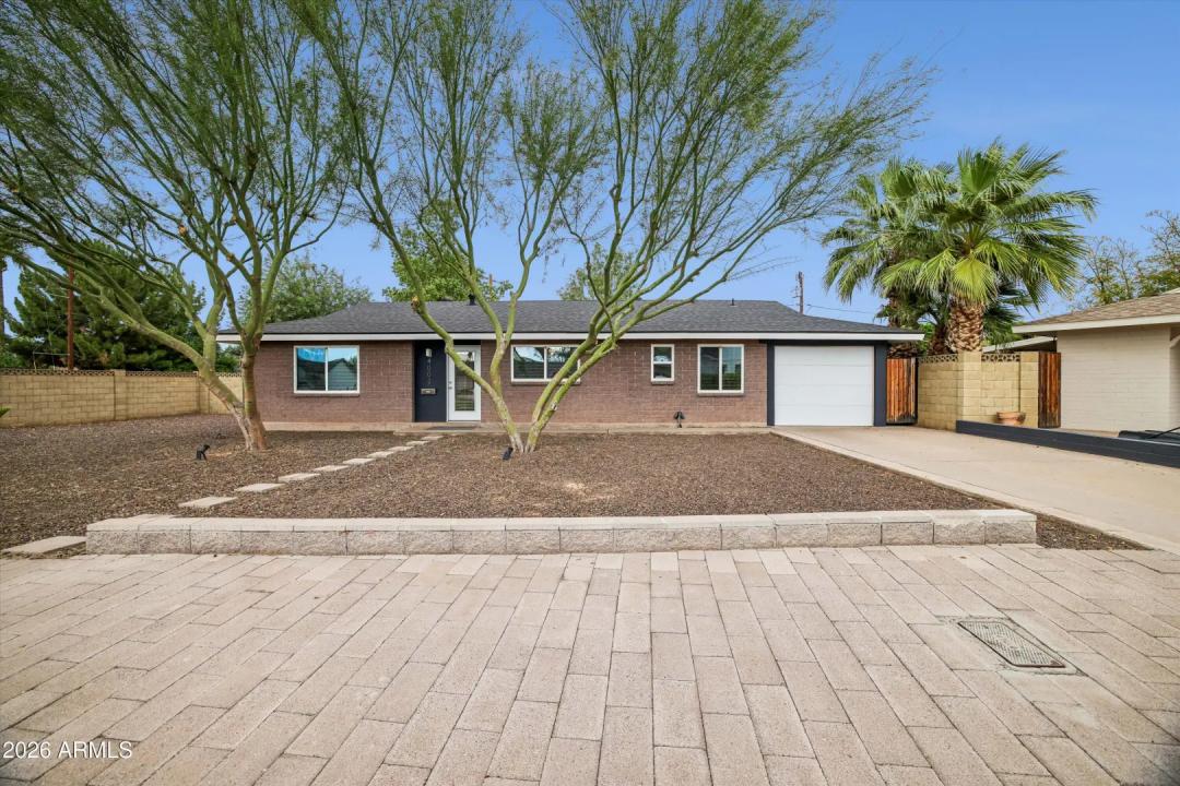 Real Estate Picture 2