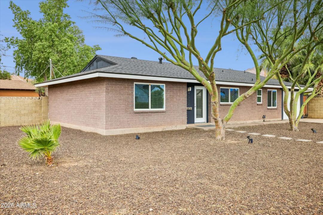 Real Estate Picture 5