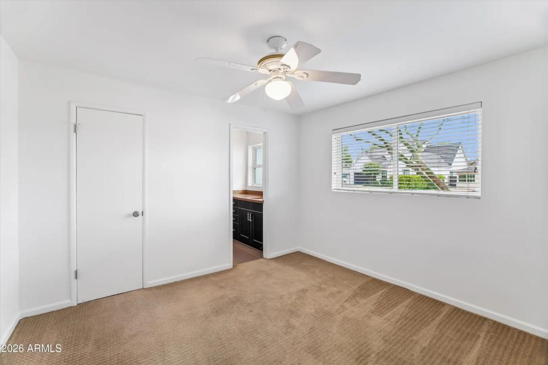 Real Estate Picture 20