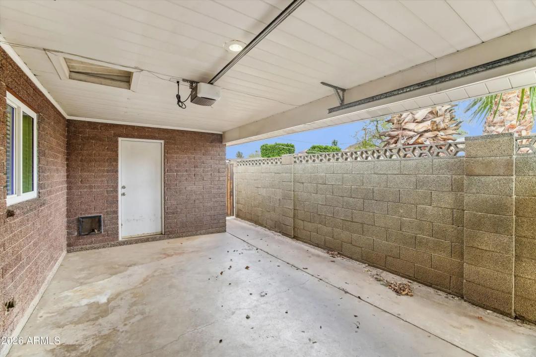 Real Estate Picture 33