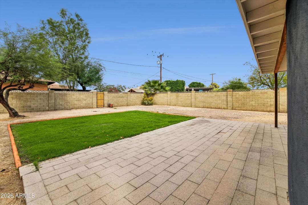 Real Estate Picture 40