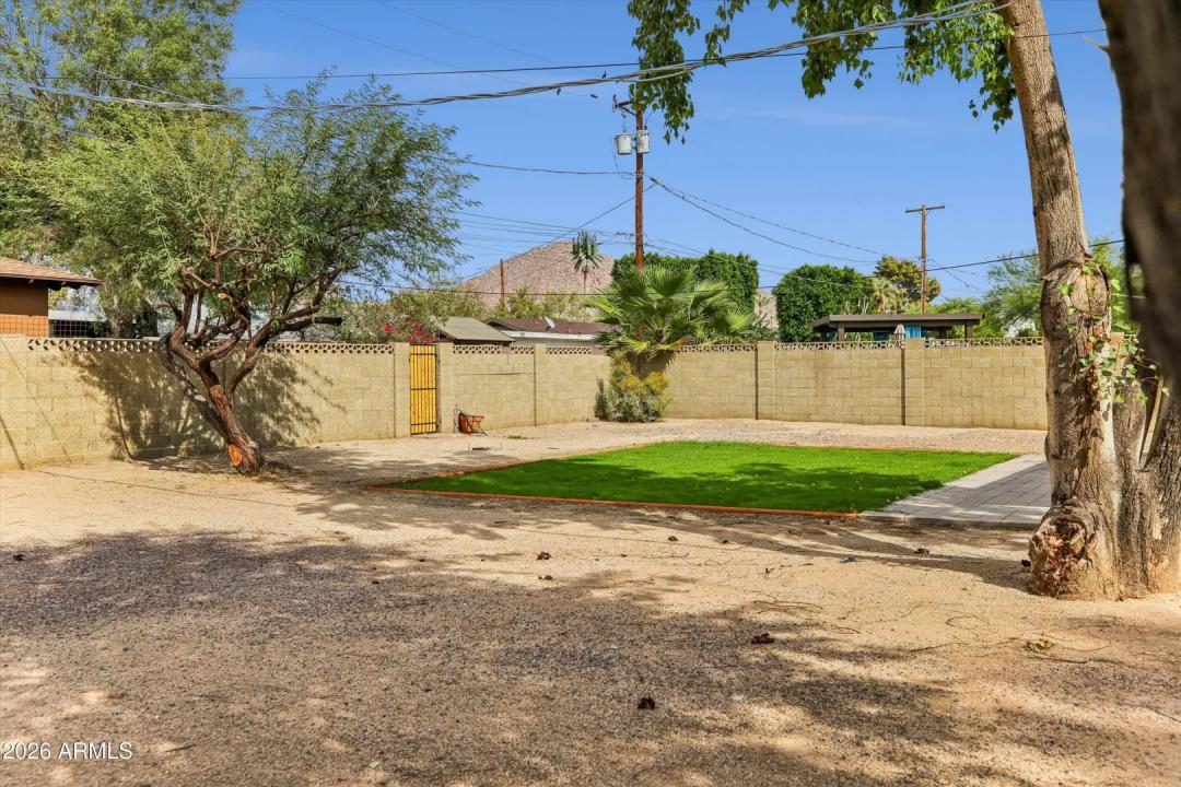 Real Estate Picture 42