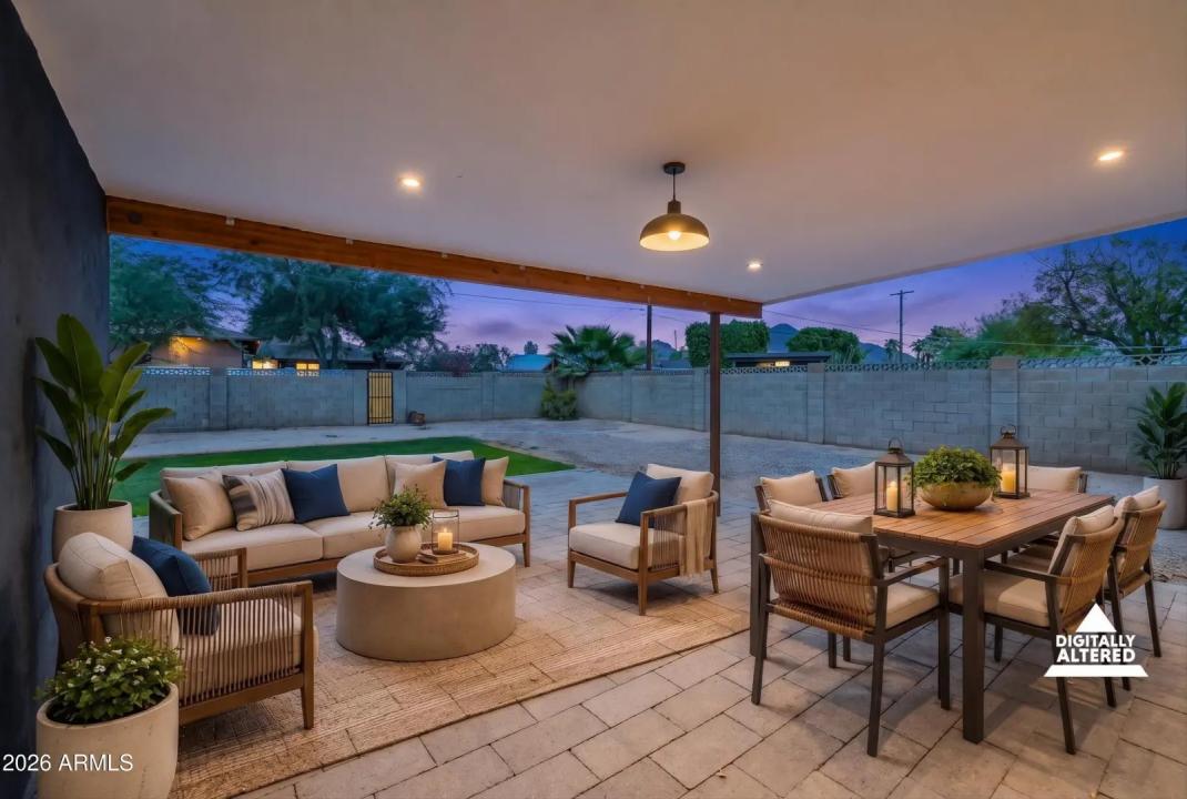 Real Estate Picture 50