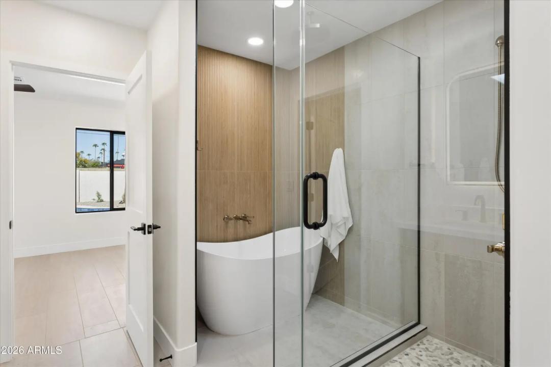 Real Estate Picture 31