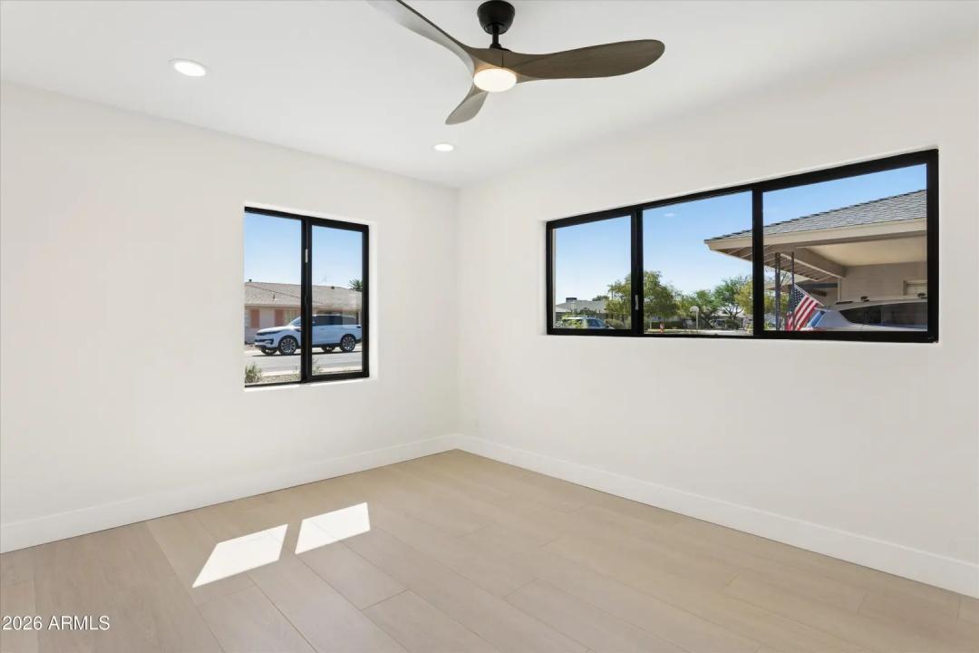 Real Estate Picture 34