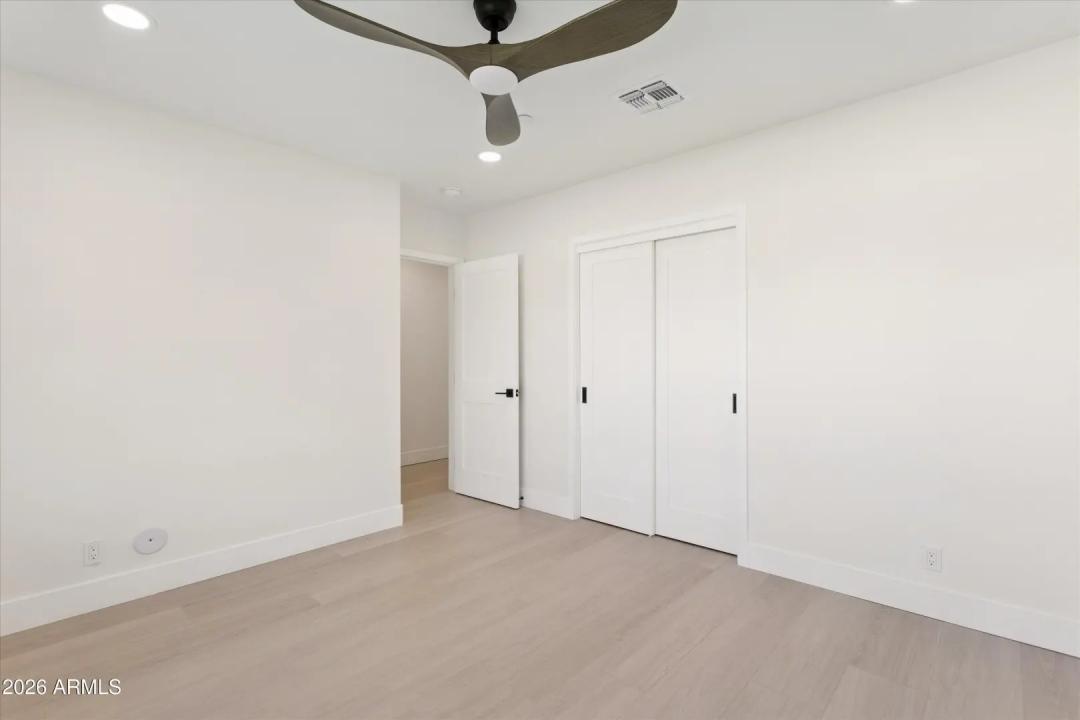 Real Estate Picture 39
