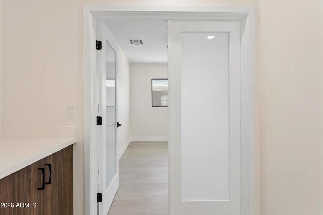 Real Estate Picture 23