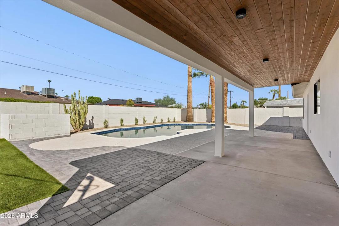 Real Estate Picture 43