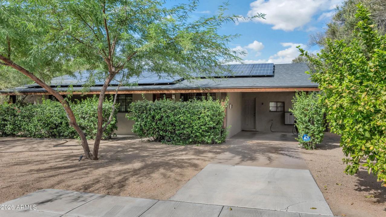Real Estate Picture 1