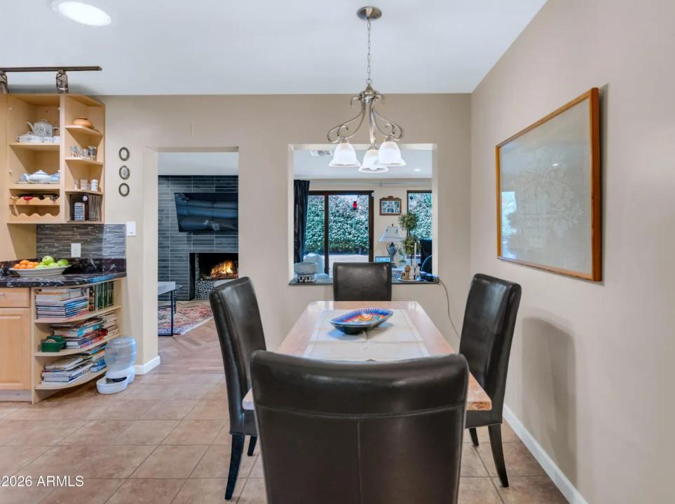 Real Estate Picture 7