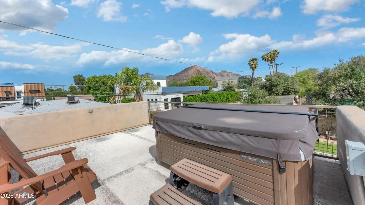 Real Estate Picture 28