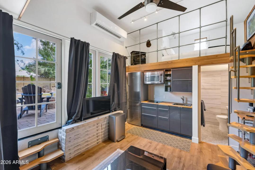 Real Estate Picture 29