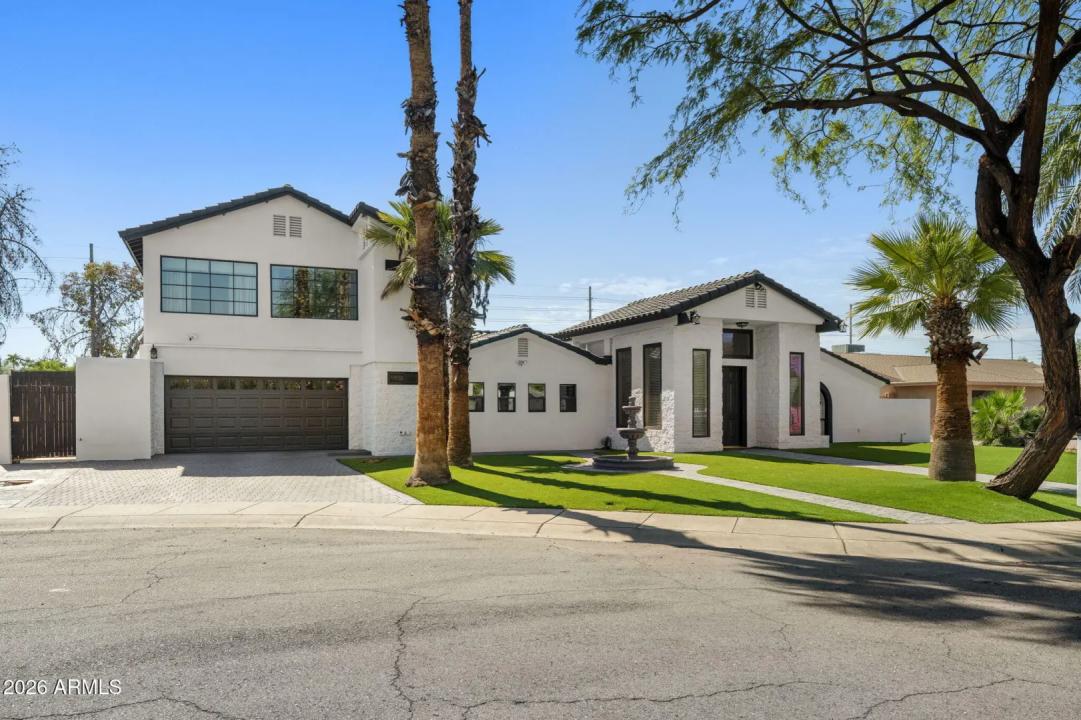 Real Estate Picture 23