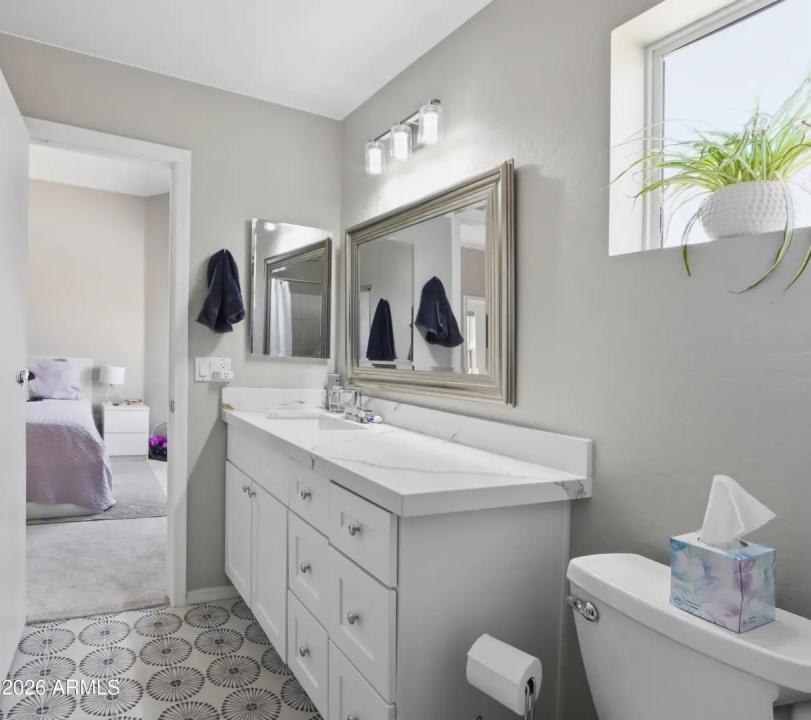 Real Estate Picture 17