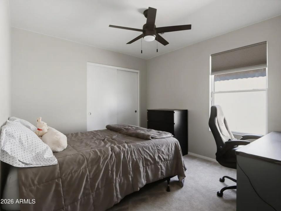 Real Estate Picture 18