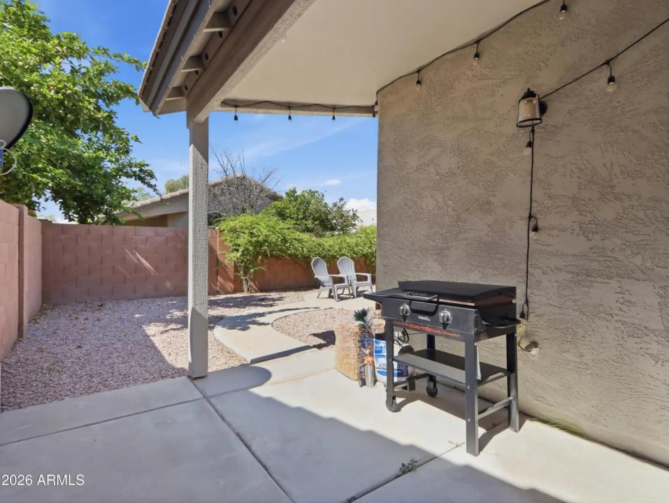 Real Estate Picture 22