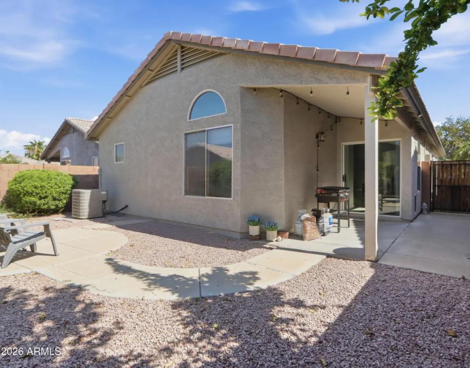 Real Estate Picture 23