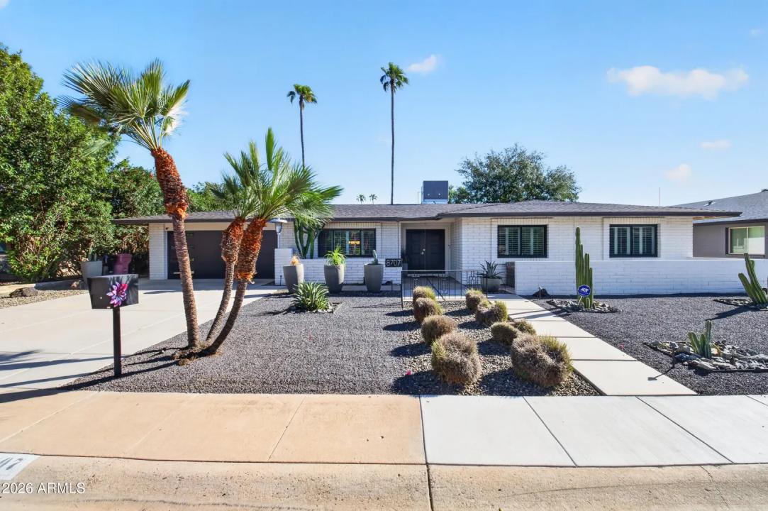 Real Estate Picture 1