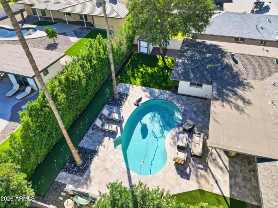 Real Estate Picture 36