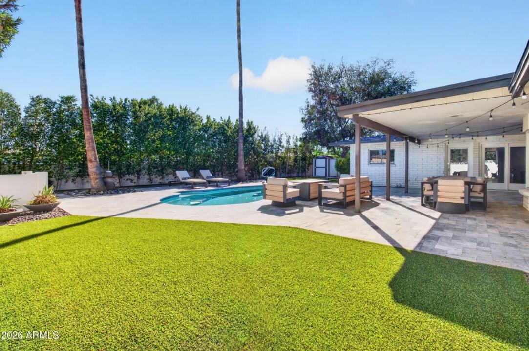 Real Estate Picture 34