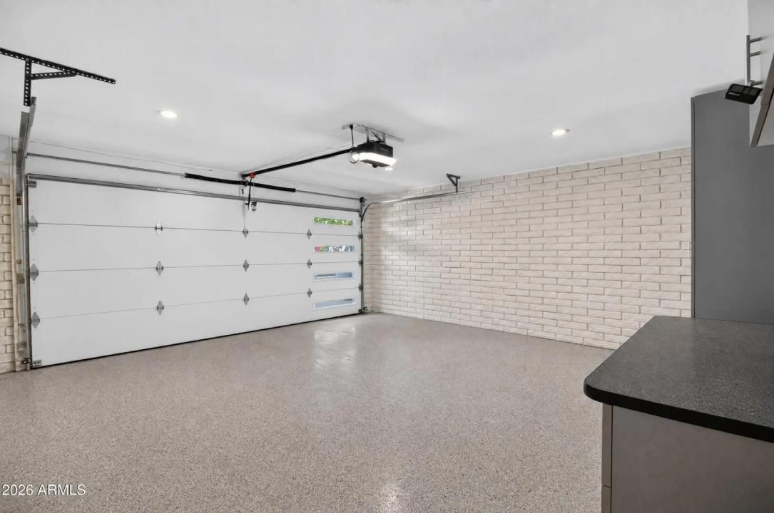 Real Estate Picture 38