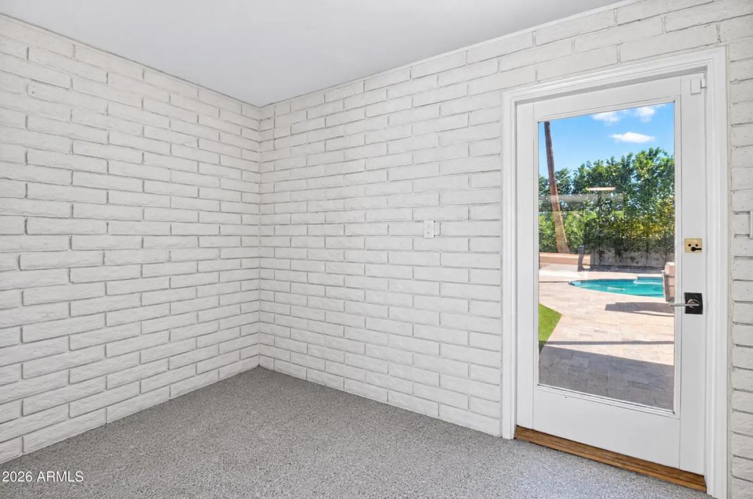 Real Estate Picture 37