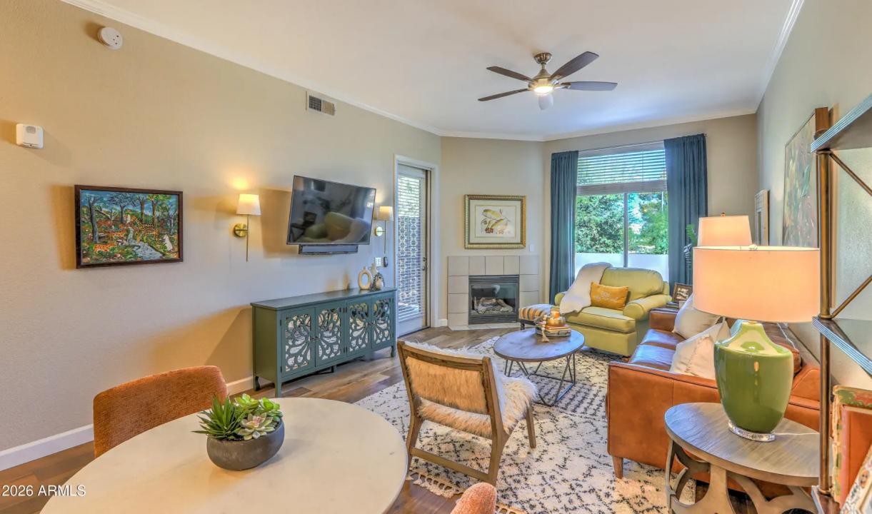 Real Estate Picture 5