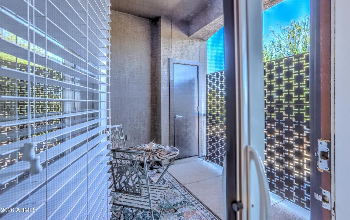Real Estate Picture 25