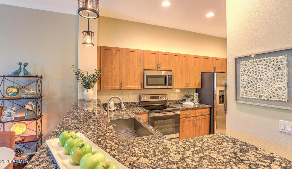 Real Estate Picture 13