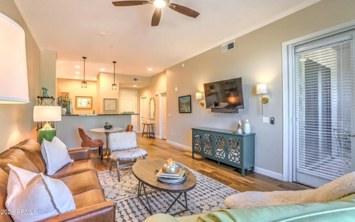 Real Estate Picture 7