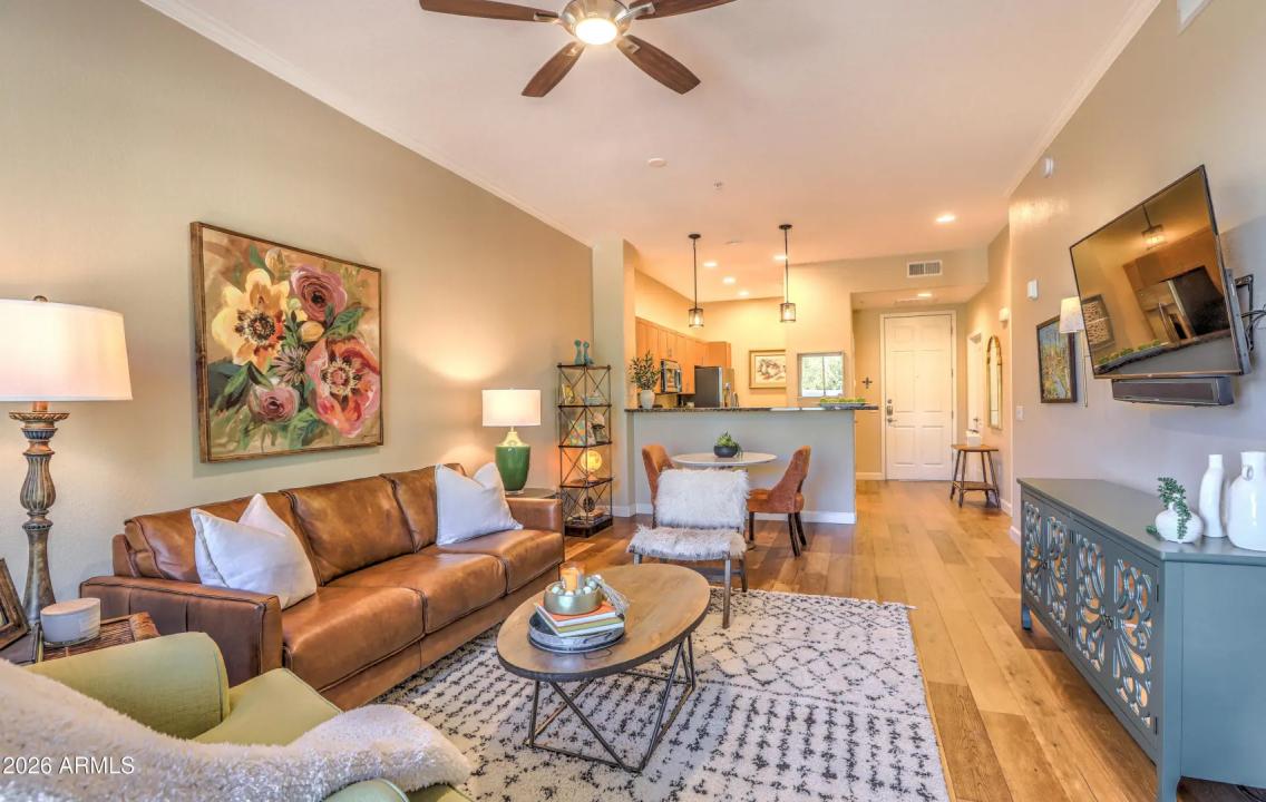 Real Estate Picture 8