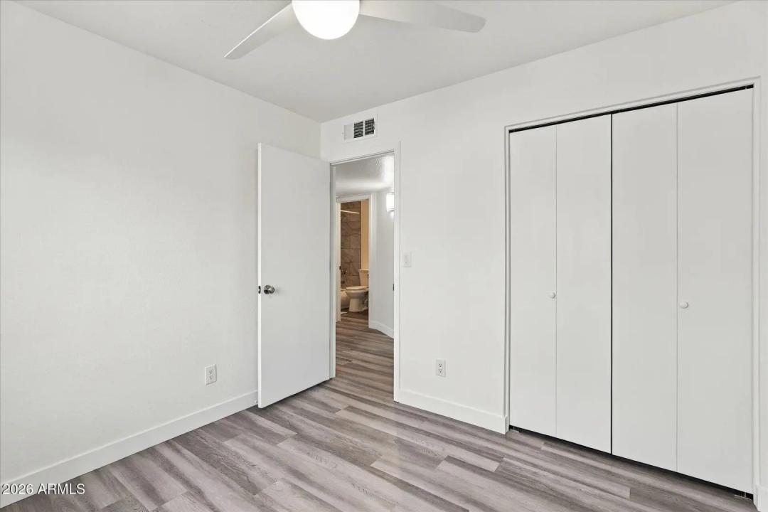 Real Estate Picture 25