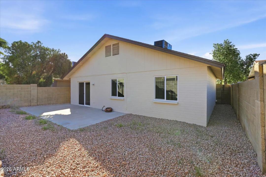 Real Estate Picture 28