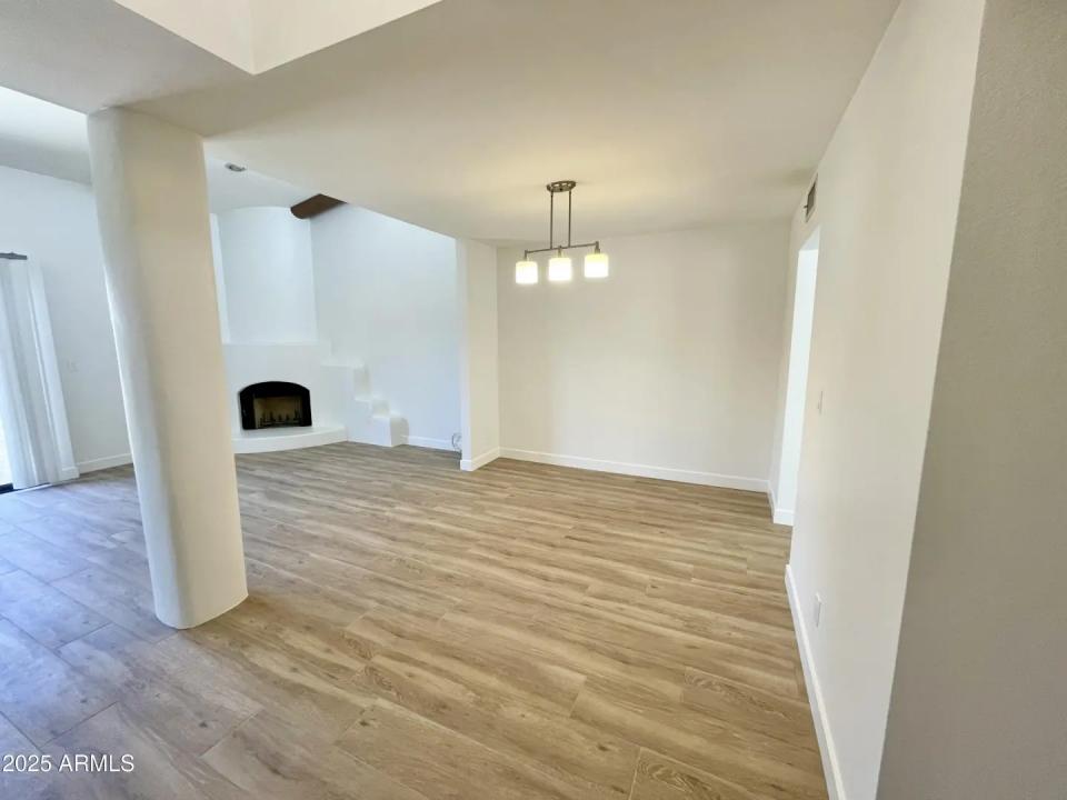 Real Estate Picture 7