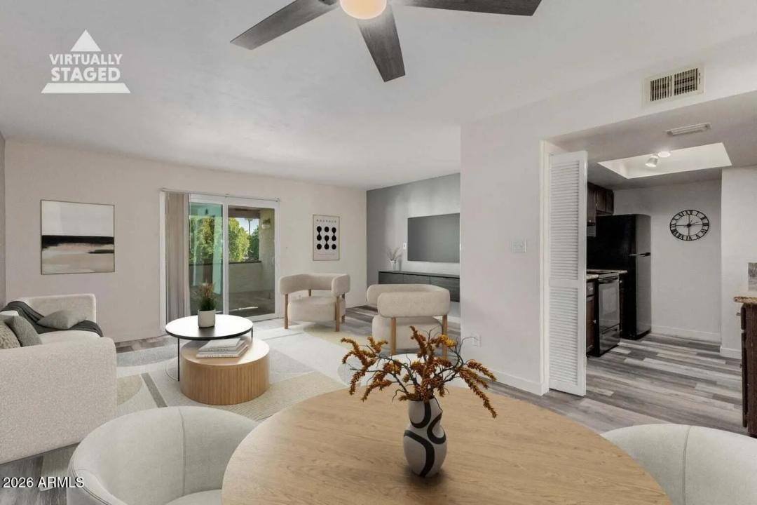 Real Estate Picture 6